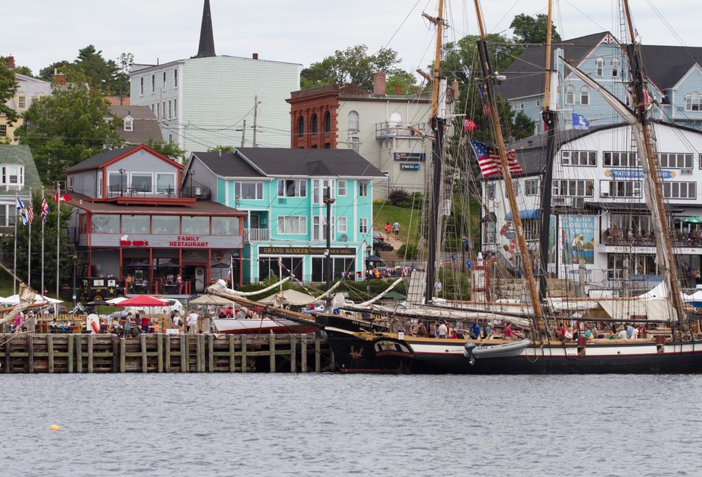 Brigantine Inn Lunenburg Exteriör bild