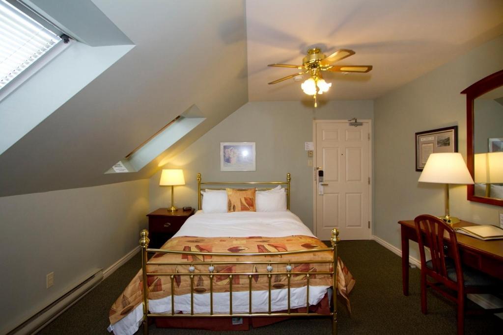 Brigantine Inn Lunenburg Rum bild