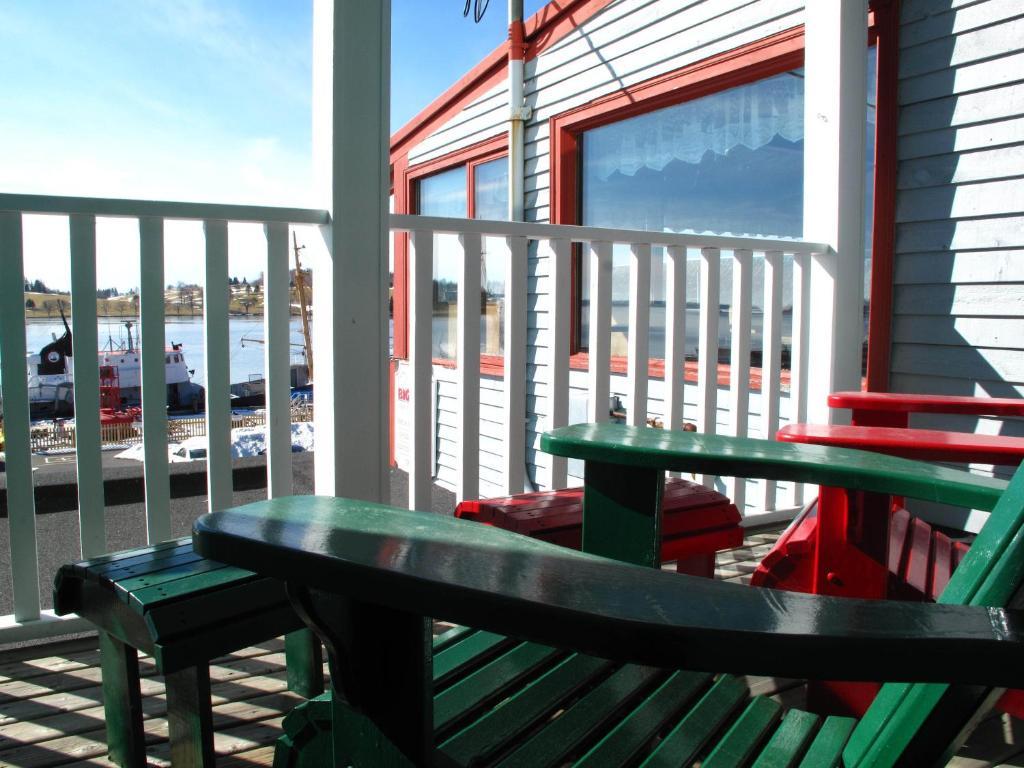 Brigantine Inn Lunenburg Exteriör bild